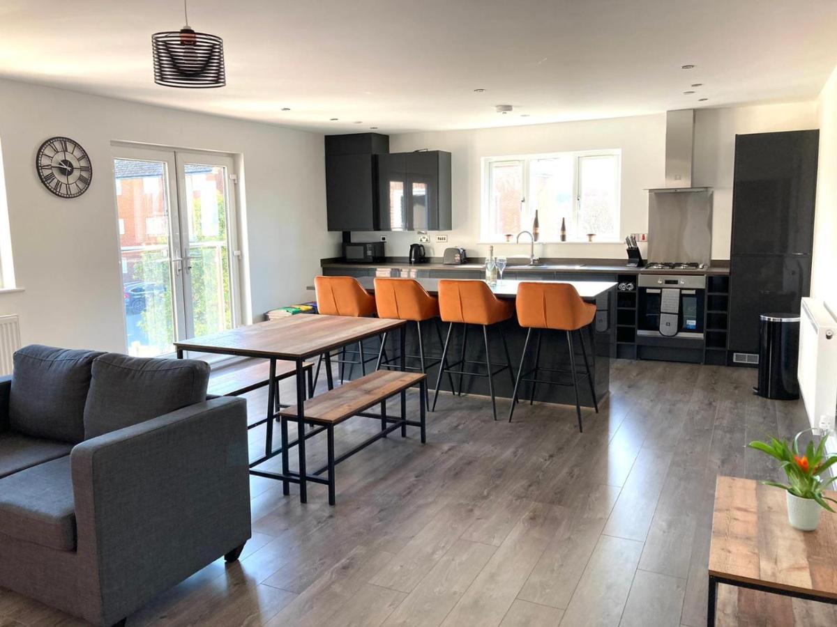 Spacious Newly Built Apartment Rhos On Sea, Colwyn Bay Buitenkant foto